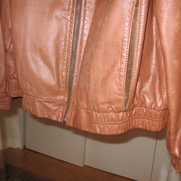 Men's Leather Jacket - Picture 3 of 6